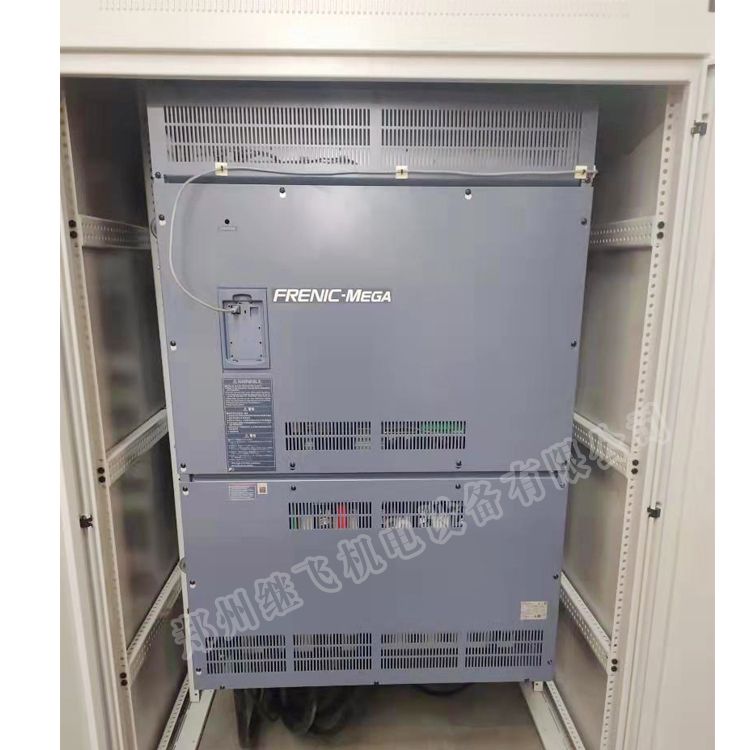 400KW變頻柜細節(jié)1.jpg